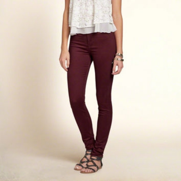 Abercrombie & Fitch Denim - 💘 Abercrombie & Fitch Maroon Skinny Jeans